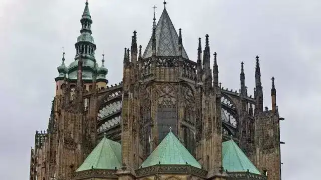 中世纪中后期哥特式建筑的典型