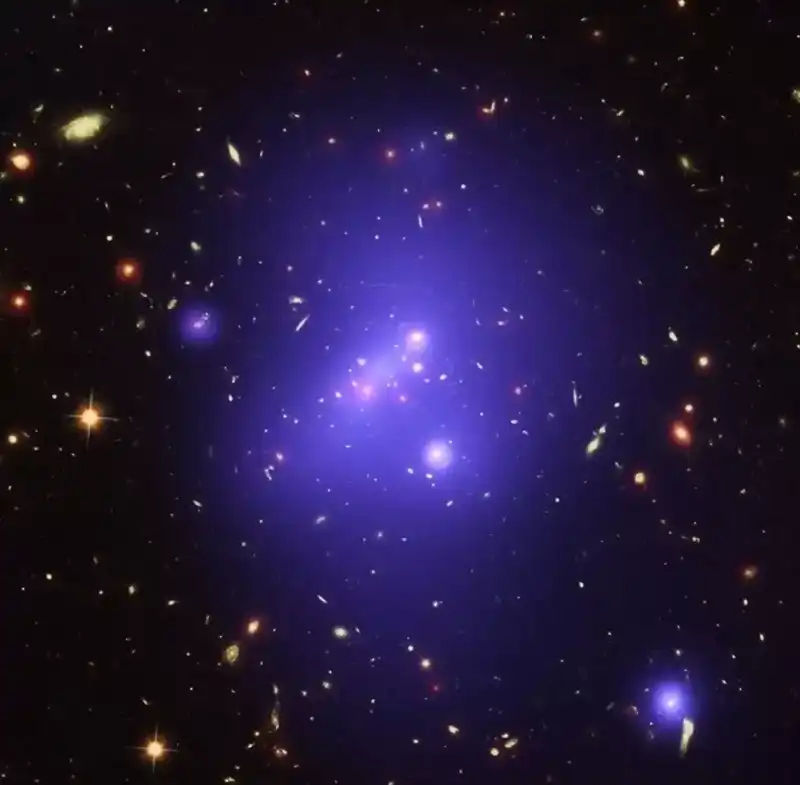 宇宙中那些令人着迷的奇特星系