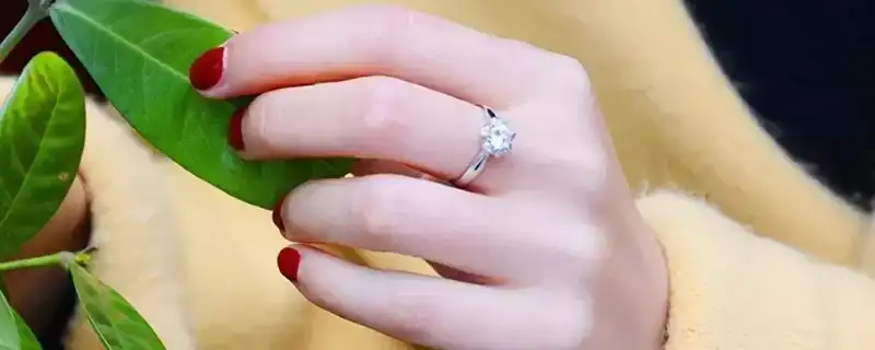 女人的戒指的戴法和意义是什么（女戒指戴法的含义图解）