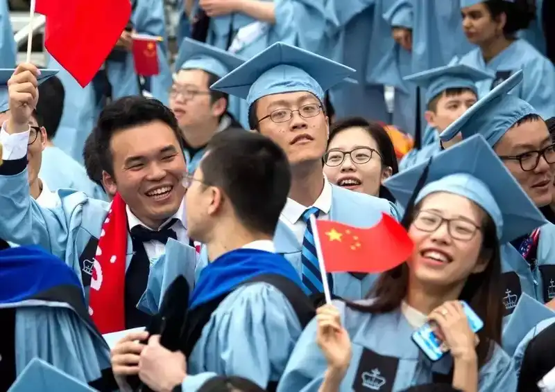 国外教授是怎样评价中国留学生的？日本教授不掩赞赏
