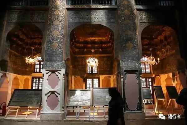 阿尔达比勒市的谢赫萨菲•丁圣殿与哈内加建筑群