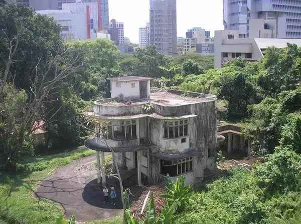 新加坡：乌节路竟然藏着一栋神秘废弃豪宅，价值五亿新币~
