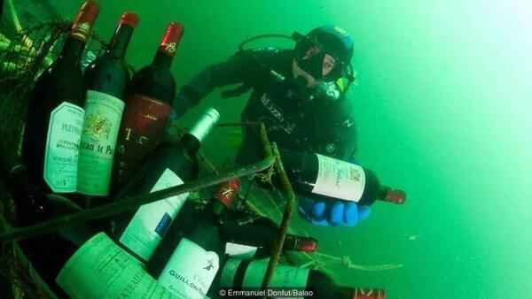 法国有这样一个地方，喜欢将葡萄酒“沉入”海底……