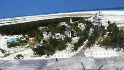 中建岛—西沙曾经的海上移动白沙滩，如今的绿色森林