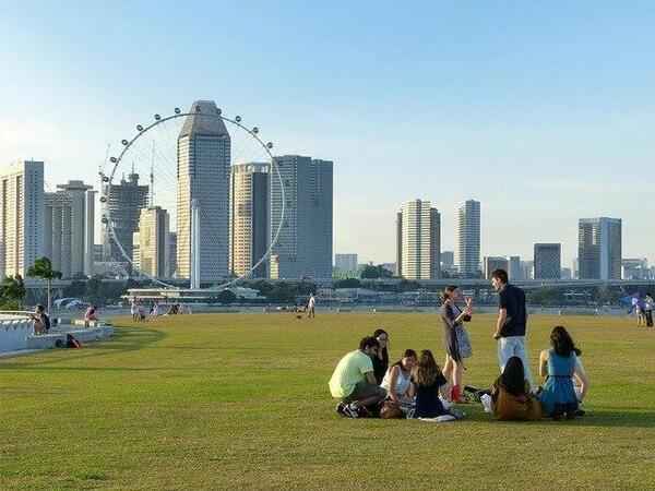 新加坡生活怎么样？70%都是华人的新加坡，他们来自国内哪里呢？
