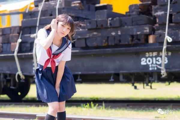 日本女生爱穿短裙，其实都是被学校逼得！