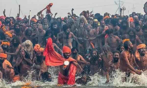 为什么都担心印度疫情？印度大壶节几百万人在恒河沐浴，认为这样可以百毒不侵！