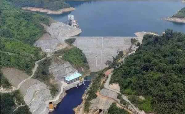 韩国抢走中国10亿大单，给老挝建水坝，结果崩了！