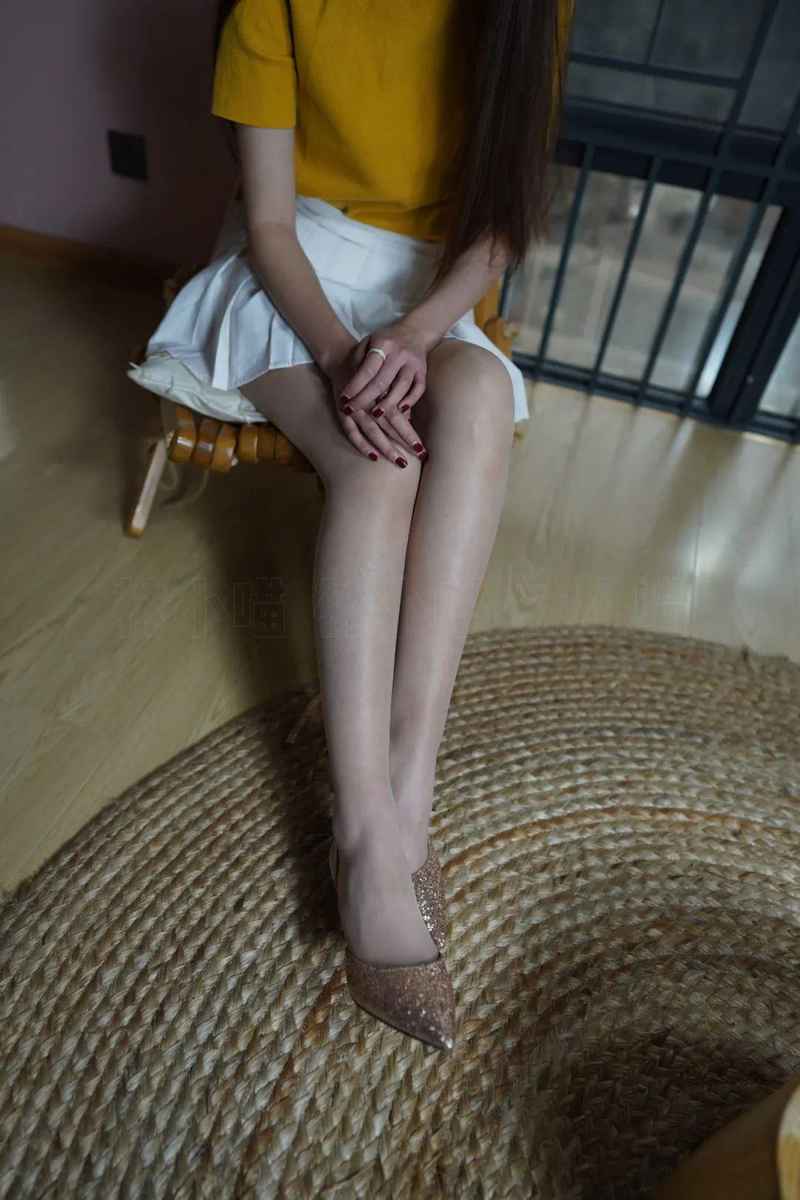 透明丝袜能防晒吗？透明丝袜美女高清写真图片集