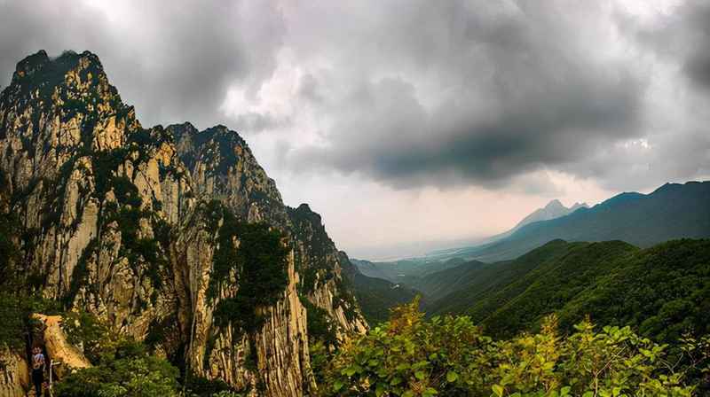 哪几座山被称为五岳名山？被誉为五岳之首的是什么山？用科学的眼光来看“五岳”名山！