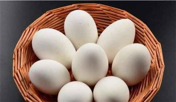 怀孕期间吃鹅蛋对孕妇好吗？有些是没科学依据的