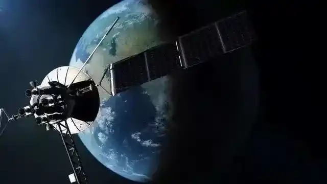 怎么确定卫星的轨道？卫星轨道是怎样形成的？