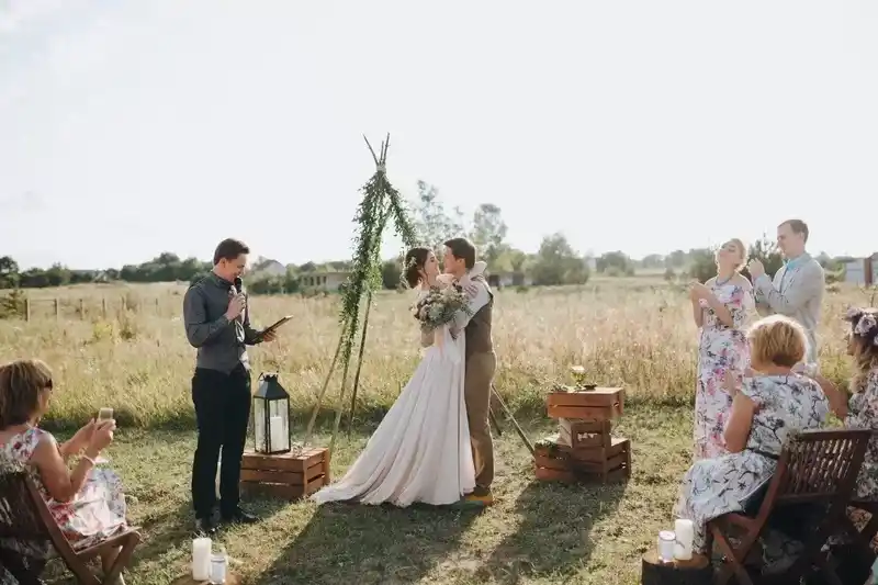 俄罗斯婚礼文化的特点：俄罗斯的乡村婚礼是怎样的？