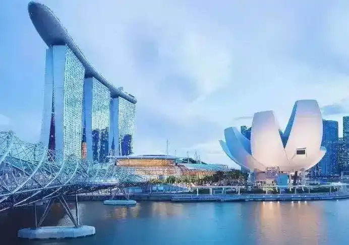 新加坡：去中国化最彻底的一个国家，现在已经完全西化