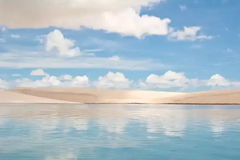 巴西沙漠湖：沙漠变千湖公园！巴西这片沙漠每年都会变身泳池！