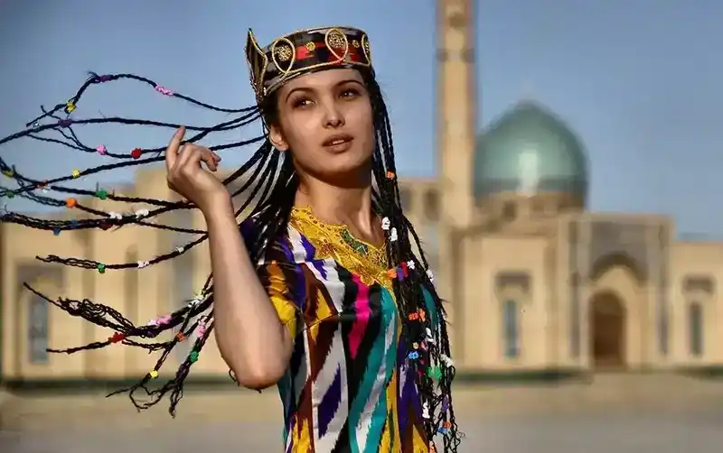 乌兹别克女人漂亮吗？乌兹别克女人的辫子去哪儿了？