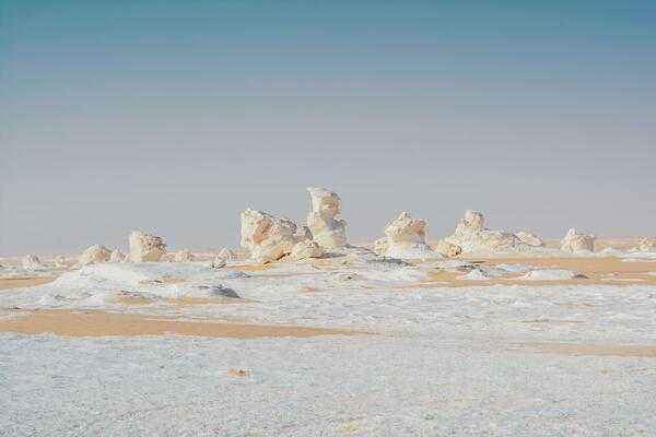 白沙漠图片：在白沙漠享受登月的错觉，感受大自然的鬼斧神工！