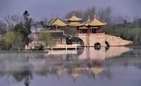 中国历史文化名城有哪些（盘点中国十大古诗词中的历史名城）