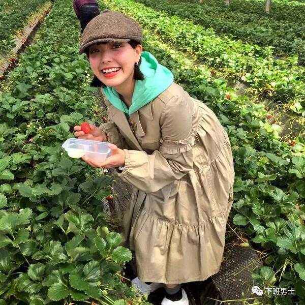 我妻三轮子(Miwako Wagatsuma )资料简介（我妻三轮子生活照写真图片）