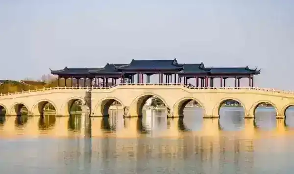 中国历史文化名城有哪些（盘点中国十大古诗词中的历史名城）